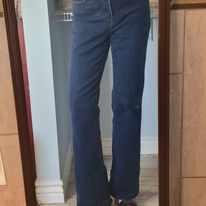 Levi's perfectly slimming boot cut 512 dark wash jeans sz 8M